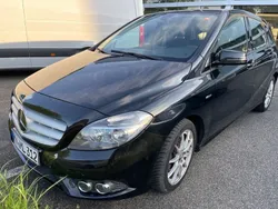 Schwarz Gebraucht 2012 Mercedes B200 Van / Kleinbus | 8.200 € (Fairer Preis)