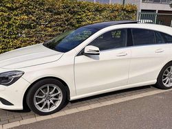 Weiß Gebraucht 2015 Mercedes CLA180 Shooting Brake Kombi | 15.500 € (Fairer Preis)