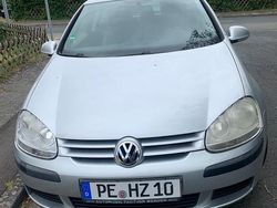 Silber Gebraucht 2005 VW Golf V Trendline Kleinwagen | 1.790 € (Guter Preis)