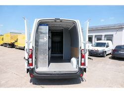 Weiss Gebraucht 2017 Renault Master Van | 15.946 € (Fairer Preis)