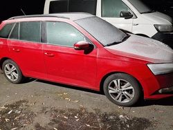 Rot Gebraucht 2021 Skoda Fabia Ambition Kombi | 11.900 € (Superpreis)