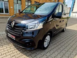 Schwarz Gebraucht 2015 Renault Trafic Expression Van | 15.990 € (Fairer Preis)