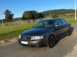 Grau Gebraucht 2004 Audi A4 Performance Limousine | 3.800 € (Teuer)