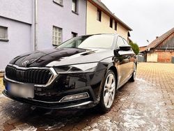 Schwarz Gebraucht 2020 Skoda Octavia Kombi | 25.400 € (Etwas zu teuer)