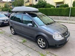 Grau Gebraucht 2006 VW Touran Trendline Van / Kleinbus | 2.500 € (Fairer Preis)