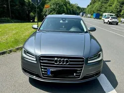 Grau Gebraucht 2015 Audi A8 Ambiente Limousine | 27.500 € (Fairer Preis)