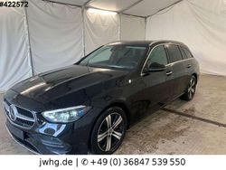 Nachtschwarz (metallic) Gebraucht 2022 Mercedes C220 Kombi | 22.450 € (Superpreis)