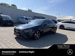 Lack kosmosschwarz Gebraucht 2024 Mercedes A220 Progressive Limousine | 33.470 € (Guter Preis)
