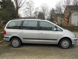 Silber Gebraucht 2001 Seat Alhambra Van / Kleinbus | 2.900 € (Teuer)
