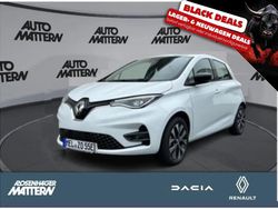 Weiß gletscherweiss Gebraucht 2023 Renault Zoe Evolution Kleinwagen | 20.490 € (Fairer Preis)