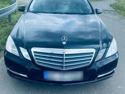 Schwarz Gebraucht 2011 Mercedes E200 Kombi | 4.490 € (Guter Preis)