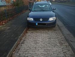 Gebraucht 2000 VW Passat Kombi | 2.000 € (Fairer Preis)