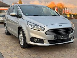 Silber Gebraucht 2017 Ford S-MAX Titanium Van / Kleinbus | 7.900 € (Etwas zu teuer)