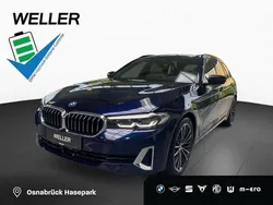 Blau Gebraucht 2022 BMW 530e Luxury Line Kombi | 36.750 € (Etwas zu teuer)
