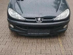 Schwarz Gebraucht 2005 Peugeot 206 Kleinwagen | 2.700 € (Etwas zu teuer)
