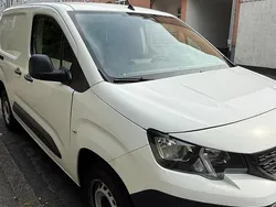Weiß Gebraucht 2020 Peugeot Partner Van / Kleinbus | 9.200 € (Superpreis)