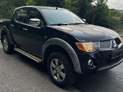 Schwarz Gebraucht 2006 Mitsubishi L200 Abholung | 8.000 € (Etwas zu teuer)