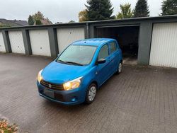 Blau Gebraucht 2016 Suzuki Celerio Kleinwagen | 6.500 € (Fairer Preis)