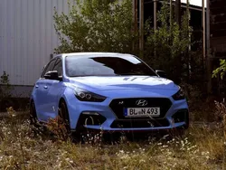 Blau Gebraucht 2017 Hyundai i30 Edition Limousine | 21.500 € (Fairer Preis)