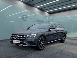 Grau Gebraucht 2022 Mercedes E400 Avantgarde Kombi | 53.300 € (Teuer)