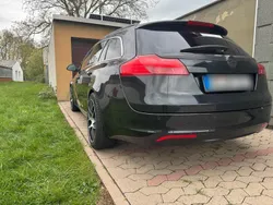 Schwarz Gebraucht 2010 Opel Insignia Kombi | 6.250 € (Teuer)