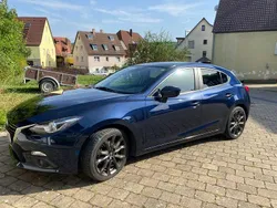 Blau Gebraucht 2016 Mazda 3 Nakama Limousine | 13.500 € (Fairer Preis)