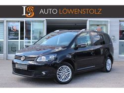 Schwarz Gebraucht 2015 VW Touran Cup Van / Kleinbus | 11.990 € (Fairer Preis)