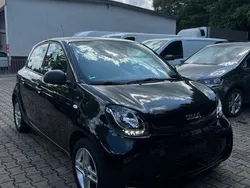 Schwarz Gebraucht 2021 Smart ForFour Electric Drive Limousine | 9.000 € (Guter Preis)