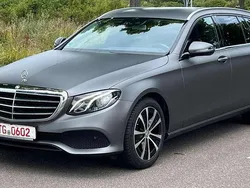 Grau Gebraucht 2017 Mercedes E200 Kombi | 11.000 €