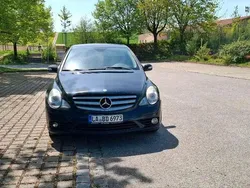Schwarz Gebraucht 2007 Mercedes R280 Van / Kleinbus | 5.500 € (Etwas zu teuer)