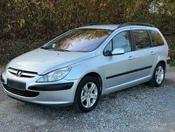 Silber Gebraucht 2002 Peugeot 307 Kombi | 2.200 € (Fairer Preis)