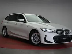 Weiß Gebraucht 2023 BMW 320 M Sport Kombi | 36.990 € (Guter Preis)