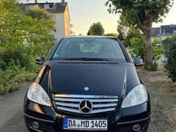 Schwarz Gebraucht 2010 Mercedes A160 Van / Kleinbus | 4.500 € (Fairer Preis)