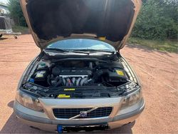 Gold Gebraucht 2002 Volvo S60 Limousine | 1.800 € (Guter Preis)