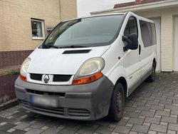 Weiß Gebraucht 2004 Renault Traffic Limousine | 1.590 €