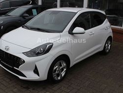 Weiß Gebraucht 2021 Hyundai i10 Edition 30 Kleinwagen | 13.800 € (Etwas zu teuer)