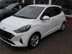 Weiß Gebraucht 2021 Hyundai i10 Edition 30 Kleinwagen | 13.800 € (Fairer Preis)