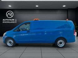 Blau Gebraucht 2020 Mercedes Vito Van / Kleinbus | 21.950 € (Superpreis)