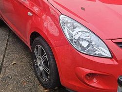 Rot Gebraucht 2011 Hyundai i20 Kleinwagen | 3.500 € (Fairer Preis)