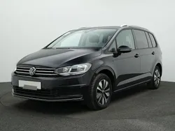 Schwarz Gebraucht 2024 VW Touran Move Van / Kleinbus | 34.989 € (Fairer Preis)