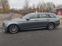 Grau Gebraucht 2021 Mercedes E220 AMG Kombi | 35.000 € (Guter Preis)