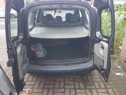 Schwarz Gebraucht 2007 Dacia Logan MCV Lauréate Kombi | 1.999 € (Fairer Preis)