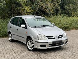 Silber Gebraucht 2004 Nissan Almera Tino Van / Kleinbus | 500 € (Superpreis)