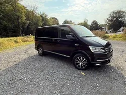 Schwarz Gebraucht 2016 VW T6 Highline Van | 29.999 €