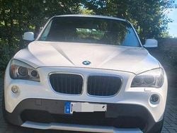 Weiß Gebraucht 2009 BMW X1 SUV | 8.850 €