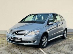 Blau Gebraucht 2007 Mercedes B200 Van / Kleinbus | 6.490 € (Fairer Preis)