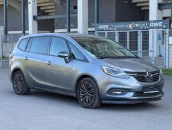 Licht grau m2 Gebraucht 2019 Opel Zafira Tourer Van / Kleinbus | 10.900 € (Superpreis)