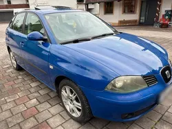 Blau Gebraucht 2003 Seat Ibiza Kleinwagen | 900 € (Fairer Preis)