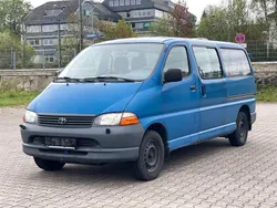 Blau Gebraucht 2005 Toyota HiAce Van / Kleinbus | 6.900 €