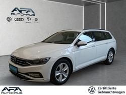 Weiß Gebraucht 2022 VW Passat Business Kombi | 23.113 € (Guter Preis)